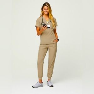 INSULATED Figs Scrubs! Perfect for Cold Canadian Winters!